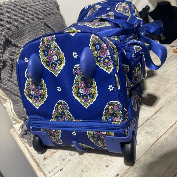❤️Vera Bradley Adair Rolling Duffel Bag - Picture 4 of 11